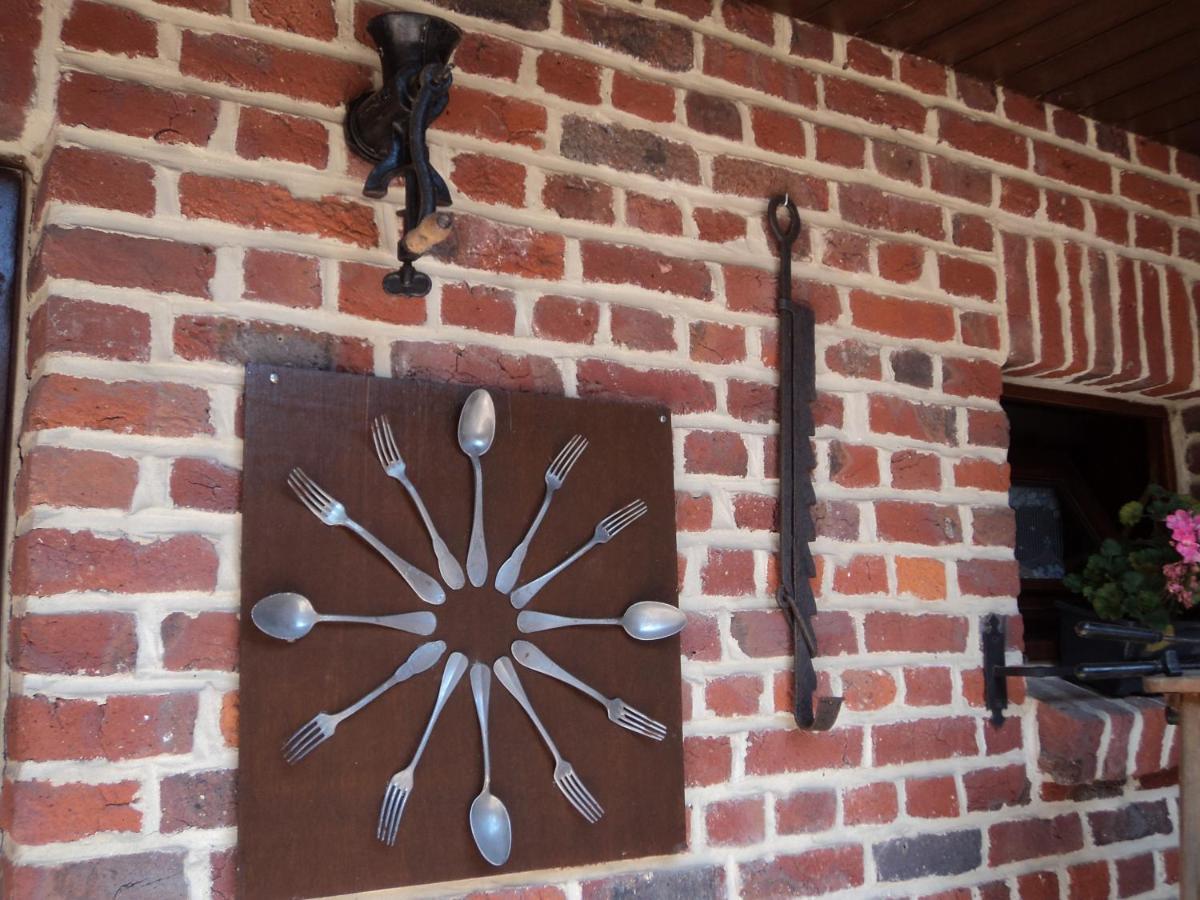 Bed and Breakfast Chez Julie Beaucamps-Ligny Екстер'єр фото