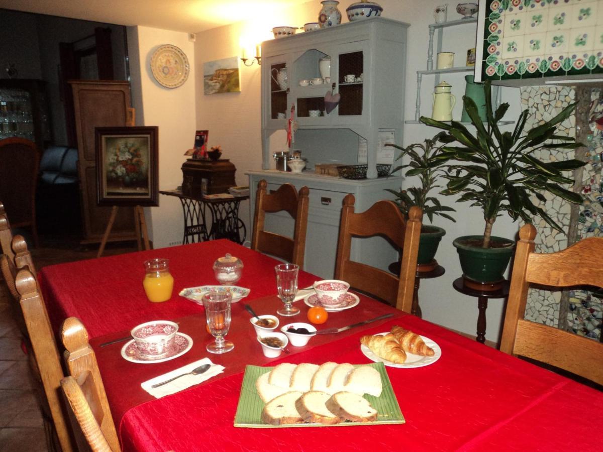 Bed and Breakfast Chez Julie Beaucamps-Ligny Екстер'єр фото