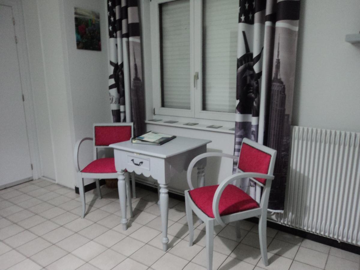 Bed and Breakfast Chez Julie Beaucamps-Ligny Екстер'єр фото